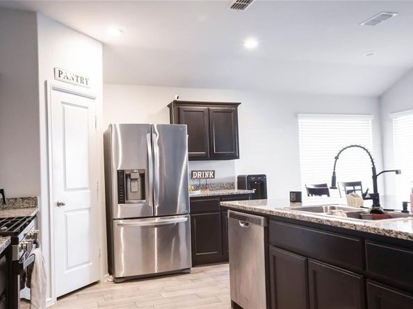 9757  Mint Hill Drive , Fort Worth Texas 76108