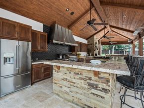 1409  Crowley Road , Arlington Texas 76012