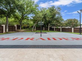 1409  Crowley Road , Arlington Texas 76012