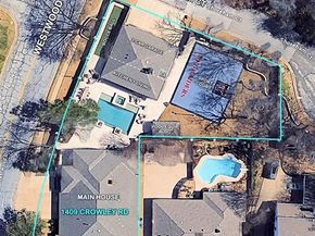 1409  Crowley Road , Arlington Texas 76012
