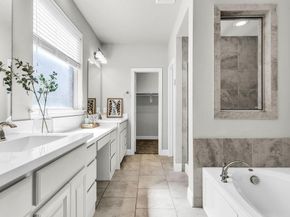 713  Parkland Drive , Aubrey Texas 76227