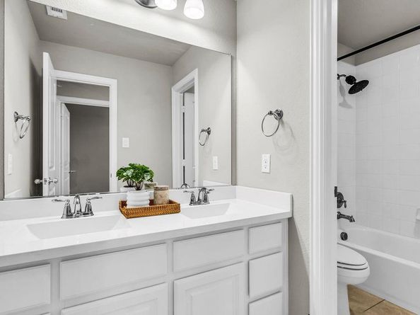 713  Parkland Drive , Aubrey Texas 76227
