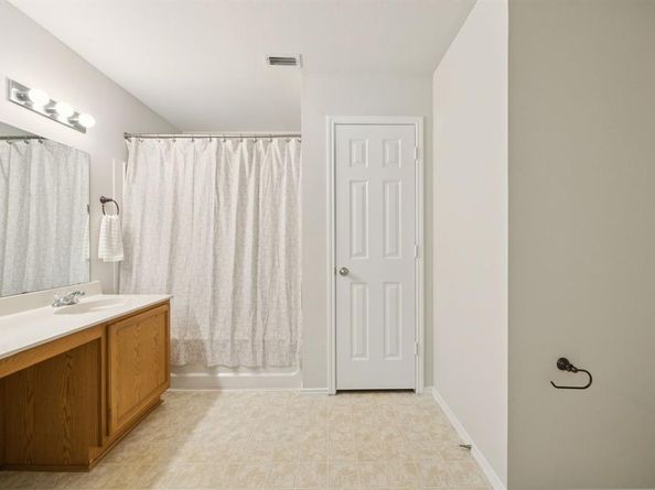 3121  Lipizzan Drive , Denton Texas 76210