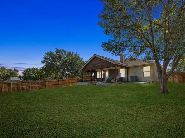 3121  Lipizzan Drive , Denton Texas 76210