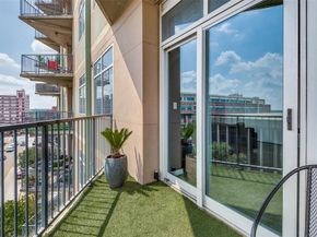 1001  Belleview Street  602, Dallas Texas 75215