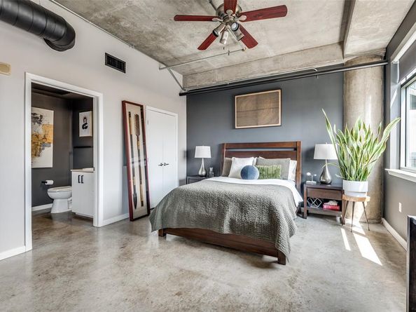 1001  Belleview Street  602, Dallas Texas 75215