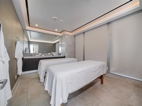 3130 N Harwood Street  2403, Dallas Texas 75201