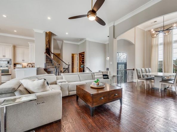 3336  University Park Lane , Irving Texas 75062