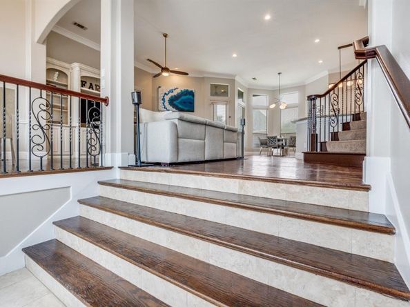 3336  University Park Lane , Irving Texas 75062