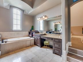 3336  University Park Lane , Irving Texas 75062