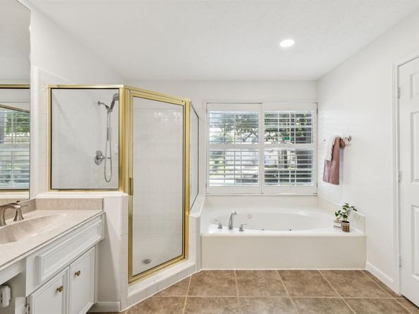 5713  Firecrest Drive , Garland Texas 75044