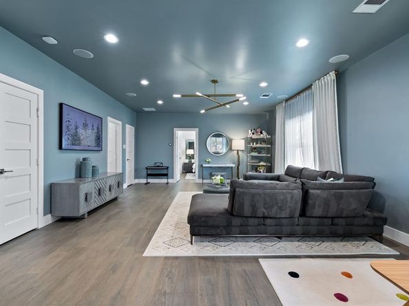 4527  Elsby Avenue , Dallas Texas 75209