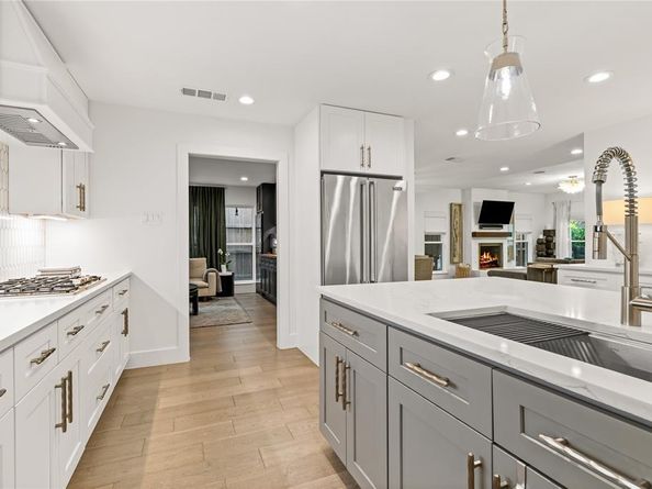 4527  Elsby Avenue , Dallas Texas 75209