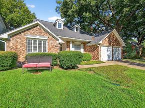 2602  Valley Creek Trail , McKinney Texas 75072