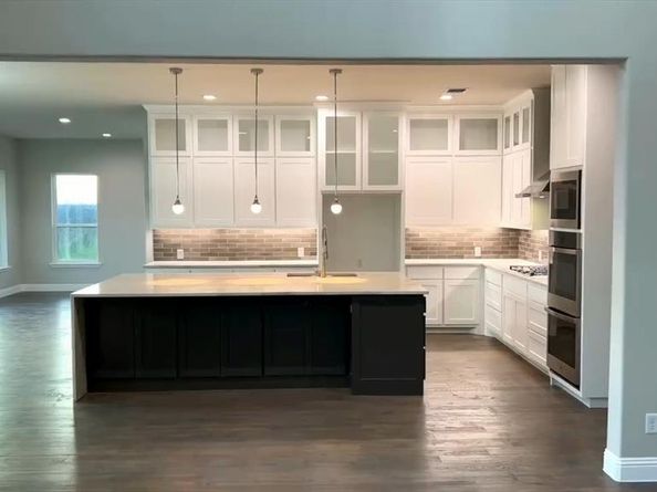 1235  Preserve Boulevard , Grand Prairie Texas 75104