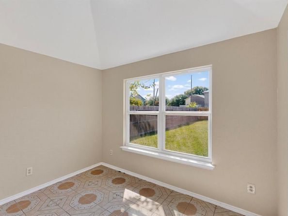 4653  Saint Francis Avenue , Dallas Texas 75227