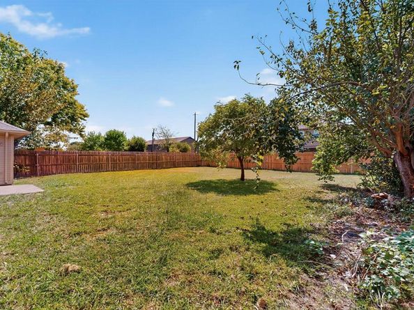 4653  Saint Francis Avenue , Dallas Texas 75227