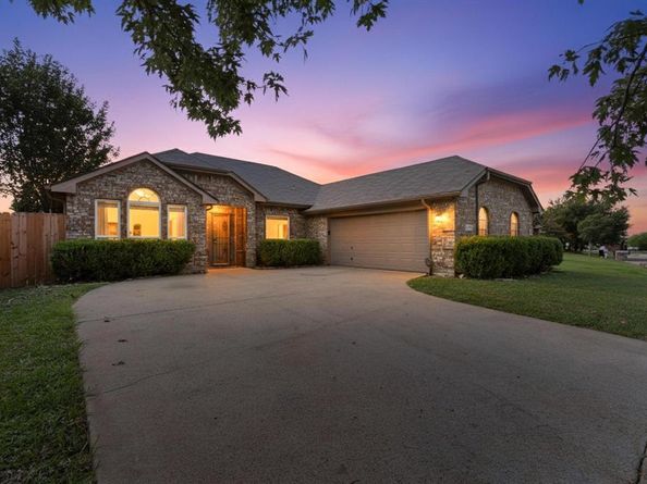 4653  Saint Francis Avenue , Dallas Texas 75227