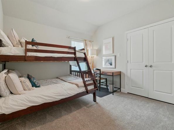 2409  Ross Avenue , Fort Worth Texas 76164