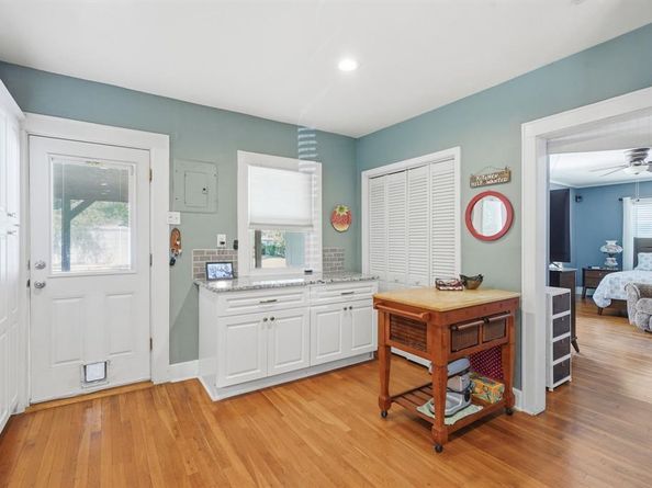2215  Primrose Avenue , Fort Worth Texas 76111