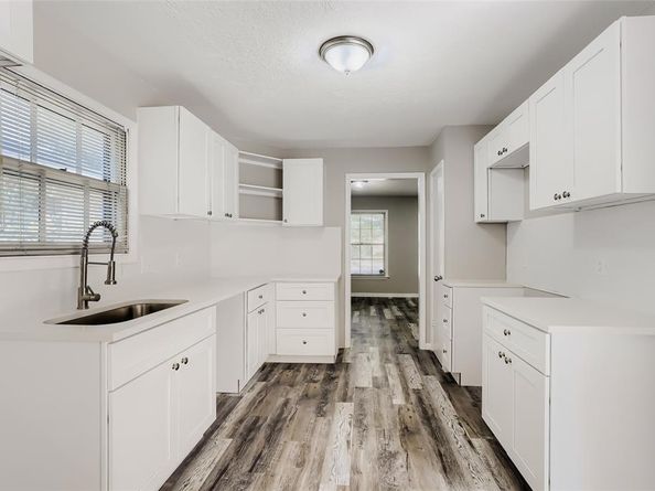 6225  Berryhill Street , Dallas Texas 75231