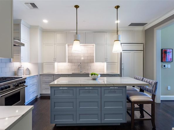 2525 N Pearl Street  1001, Dallas Texas 75201