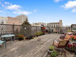 1338 Larkin Street, San Francisco CA 94109