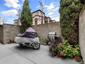 577 Laurel Street, San Carlos CA 94070