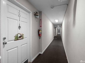 577 Laurel Street, San Carlos CA 94070