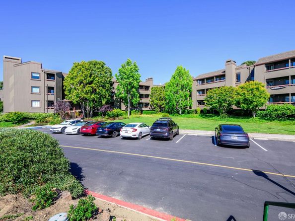 780 sea spray Lane 206, Foster City CA 94404