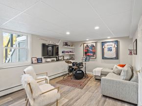 40 Great Ring Road, Newtown CT 06482