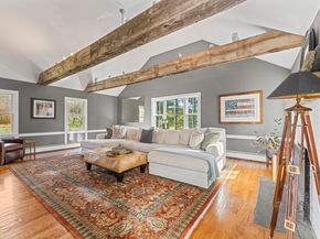 40 Great Ring Road, Newtown CT 06482