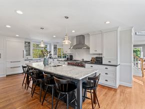 40 Great Ring Road, Newtown CT 06482