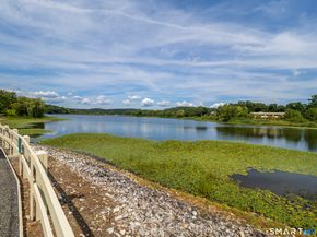 11 Boulevard Drive 936, Danbury CT 06810