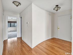 3200 Park Avenue 7A2, Bridgeport CT 06604