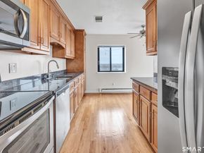 3200 Park Avenue 7A2, Bridgeport CT 06604