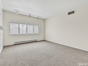 3200 Park Avenue 7A2, Bridgeport CT 06604