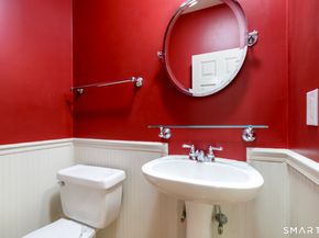 20 Linden Heights 20, Norwalk CT 06851