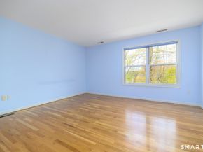 20 Linden Heights 20, Norwalk CT 06851