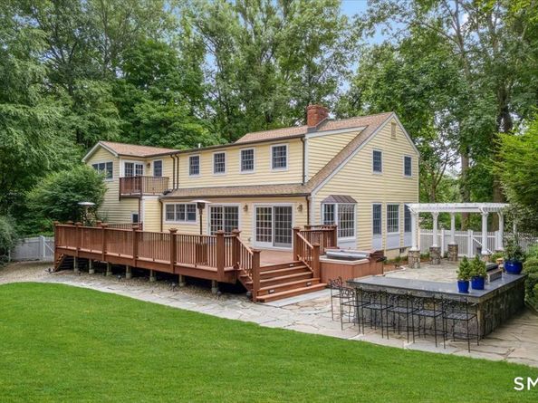 153 West Trail, Stamford CT 06903