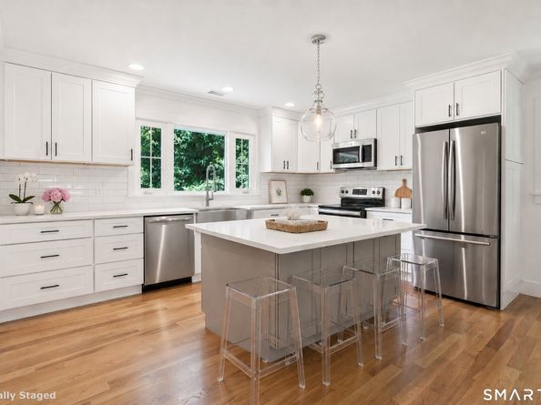 45 Frenchtown Road, Trumbull CT 06611