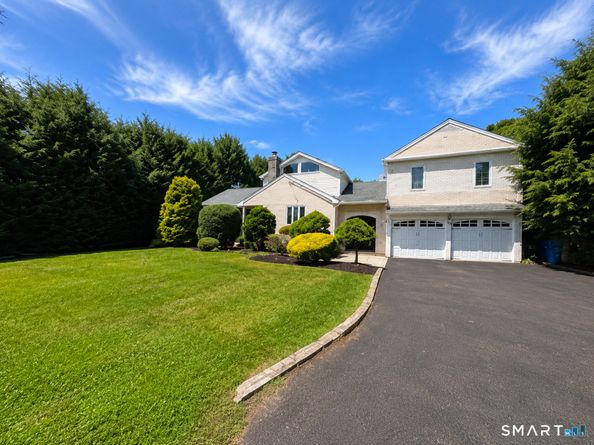 39 Sorghum Road, Shelton CT 06484