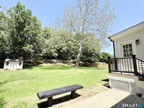 33 Manor Drive, Trumbull CT 06611