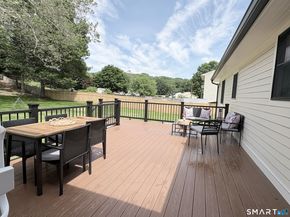 33 Manor Drive, Trumbull CT 06611