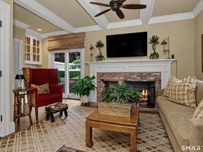 36 Catoonah Street 18, Ridgefield CT 06877