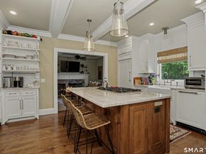 36 Catoonah Street 18, Ridgefield CT 06877