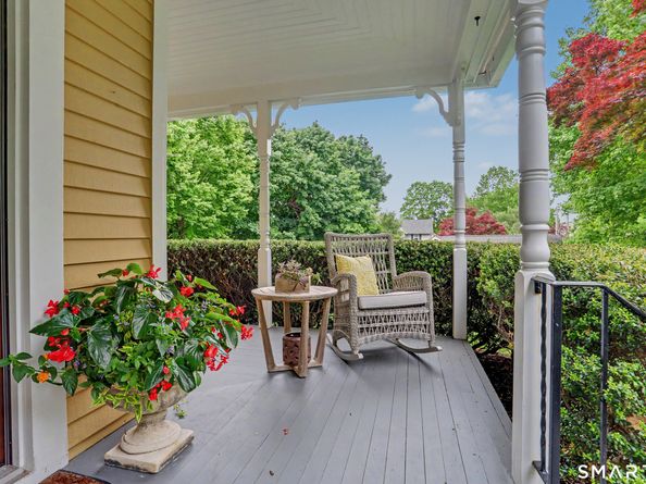 36 Catoonah Street 18, Ridgefield CT 06877