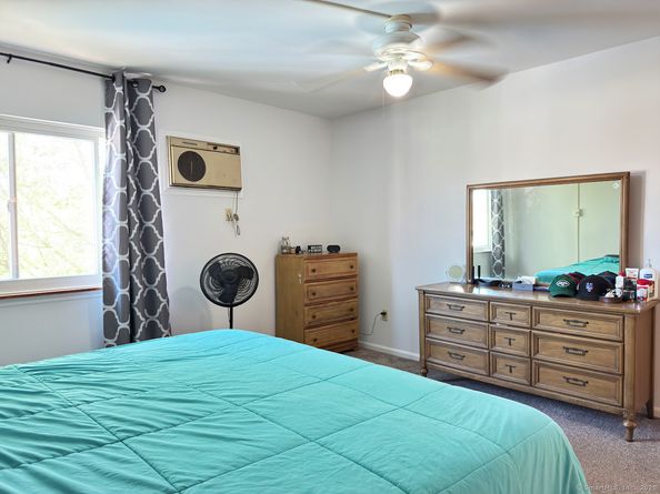 136 Pembroke Road 434, Danbury CT 06811