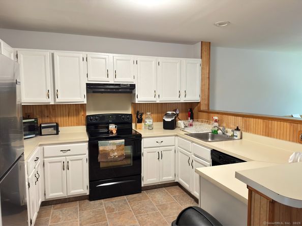 136 Pembroke Road 434, Danbury CT 06811