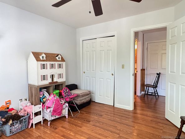 136 Pembroke Road 434, Danbury CT 06811